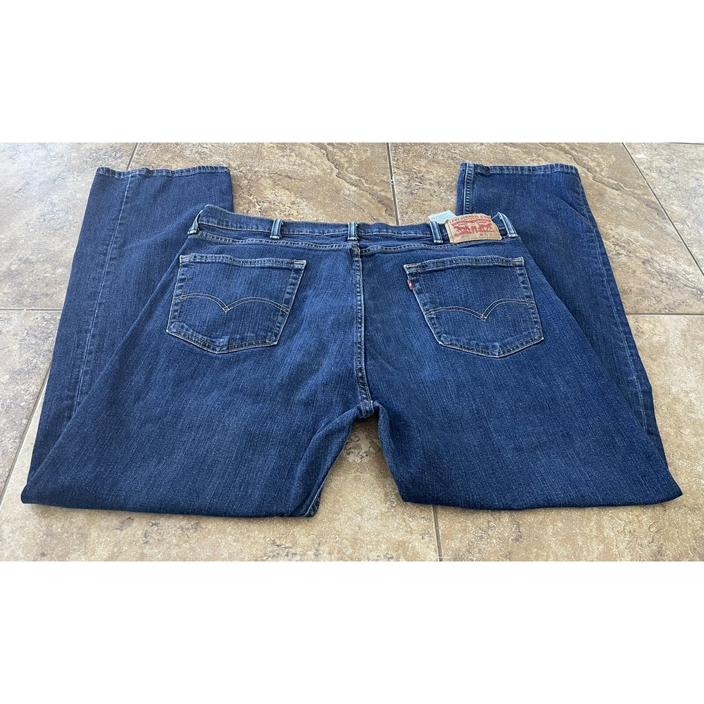 Levi's 505 Jeans Men's Size 40x32 Straight Leg Denim Blue Jeans Fit 40X30 - Picture 5 of 8